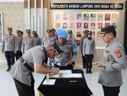 Kapolresta Bandar Lampung Pimpin Upacara Sertijab Kapolsek Teluk Betung Utara