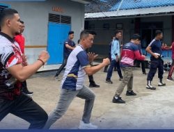 Bentuk Sikap Perilaku Tangkas dan Tangguh, Pegawai Rutan Sukadana Berlatih Bela Diri Pencak Silat