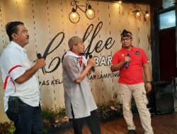 Berlangsung Meriah, Napiter dan Petugas Lapas Kelas I Bandar Lampung Ikut Memeriahkan Lomba Karaoke