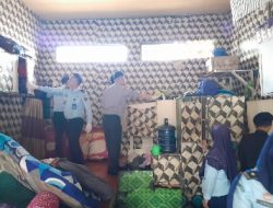 Tingkatkan Keamanan dan Ketertiban, Lapas Kelas IIA Kotabumi Laksanakan Razia Kamar Hunian