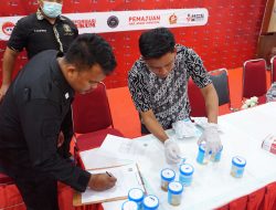 Lapas Kalianda Tes Urin Dadakan kepada Petugas dan Warga Binaan