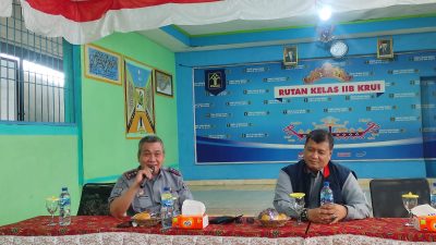 Kadivpas Kemenkumham Lampung Berikan Penguatan Kepada Petugas Serta Laksanakan Razia dan Tes Urine Warga Binaan