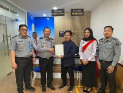 Perdana, Kanwil Kemenkumham Lampung Lakukan Pencetakan Sertifikat Apostille Dengan Tujuan Negara Jerman