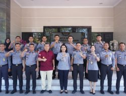 Kakanwil Sorta Dampingi Kanim Kelas III Non TPI Kalianda Studi Tiru Di Kanim Kelas I Khusus TPI Surabaya