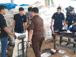 Rupbasan Kelas II Kotabumi Bekerjasama Dengan Kejari Lampung Utara dan Tim PT Pupuk Sriwidjaya Siap Lelang 70 Ton Pupuk