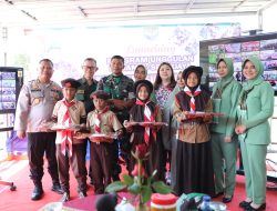 Sekdaprov Fahrizal dan Danrem 043/Gatam Ikuti Launching “Program Dapur Masuk Sekolah” yang Dilakukan Pangdam II/Sriwijaya