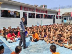Kepala KPR Rutan Kelas IIB Krui Pimpin Kegiatan Salam Pemasyarakatan