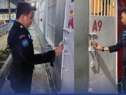 Pastikan Kondisi Blok Hunian Aman dan Tertib, Petugas Regu Jaga Laksanakan Kontrol Keliling Malam Berkala