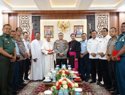 Prof Dr Ignatius Suharyo Hardjoatmodjo Lakukan Kunjungan Pastoral ke lingkungan TNI-POLRI