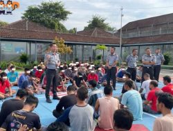 Beri Penguatan dan Motivasi, Kalapas Gowim Mahali Sampaikan Hak-hak Integrasi Kepada Warga Binaan