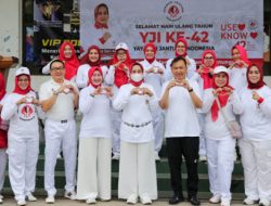 Disaksikan Ibu Riana Sari Arinal, Mamiyani Fahrizal Kukuhkan Pengurus KJS Baru