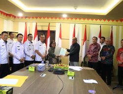 Pemprov Lampung Lakukan Penyerahan Sertifikat Pelepasan Hak Pengelolaan Lahan