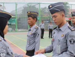 Konsistensi Kinerja Prima, Lapas Muara Enim Apresiasi Pegawai Terbaik Dengan Penyematan PIN