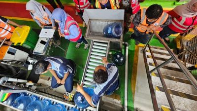 Pabrik AQUA Tanggamus Produksi Air Minum Kemasan Sehat Berkualitas dari Sumber Air  Pegunungan yang Murni dan Terlindungi  