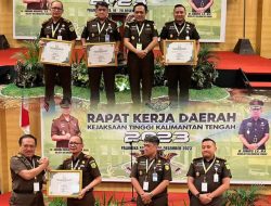 Kejari Katingan Mendapatkan Penghargaan Sebagai Satker Terbaik II Bidang Intelijen Se-Kalimantan Tengah