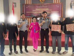 Kepala Rutan Kelas IIB Padang Berikan Remisi Khusus Natal 2023 Bagi Warga Binaan