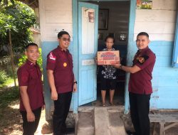 Bentuk Kepedulian Terhadap Masyarakat, Karutan Abdul Aziz Didampingi Ka KPR Sukadana Gelar Kegiatan Bakti Sosial