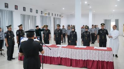 Ambil Sumpah 5 PNS Alumni Poltekip, Ini Pesan Kakanwil Harun Sulianto