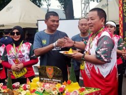 Danrem 043/Gatam Bersama Gubernur Arinal serta Forkopimda Provinsi Lampung Lepas Peserta Lomba Lari 5 K Dan 10 K Sriwijaya Lampung Run