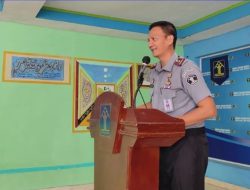 Telah Mengabdi Selama 35 Tahun, Rutan Kelas IIB Krui Gelar Acara Pelepasan Satu Pegawai Purna Bakti