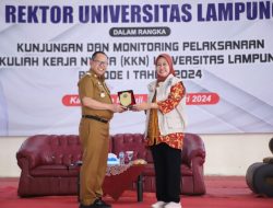 Rektor Unila dan Jajaran Wakil Rektor Kunjungi Pelaksanaan KKN di Kabupaten Mesuji