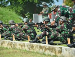 Pertajam Kemampuan Tempur, Prajurit Yonif 7 Marinir/Ajabra Laksanakan Latihan Menembak Dalam Rangka Latihan Perorangan Dasar TW I