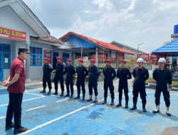 Pimpin Apel Serah Terima Regu Pengamanan, Kepala KPR Rutan Sukadana Tegaskan Kedisiplinan dan Kewaspadaan Dalam Bertugas