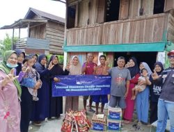 XL Axiata Peduli Banjir dan Erupsi Gunung Marapi Salurkan Donasi Untuk Warga