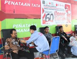 Sambut Peringatan HBP ke-60, Kalapas Beserta Jajaran Lapas Muara Enim Ikuti Kegiatan Donor Darah