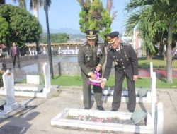 Kasrem 043/Gatam Ikuti Ziarah Rombongan Peringati Hari Jadi Ke-60  Provinsi Lampung