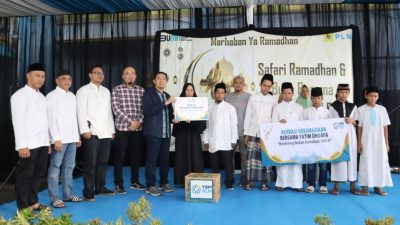 Berbagi Kebahagiaan Ramadhan, YBM PLN Bagikan Ratusan Paket Sembako dan Santunan Kepada Mustahik di Lampung