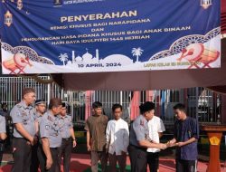 Kakanwil Kemenkumham Babel Serahkan Remisi Idul Fitri 1445 H di Lapas Sungailiat
