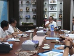 Gubernur Arinal Dukung Penuh WSL Krui Pro 2024 di Pantai Tanjung Setia