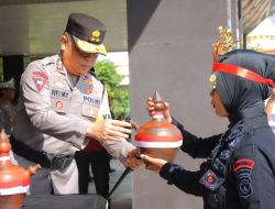 Tradisi Air Suci Polda Lampung, Air Murni Cuci Panji Tribrata di Hari Bhayangkara