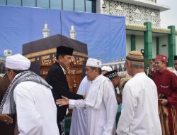 Danrem 043/Gatam Laksanakan Sholat Idul Adha 1445 H Bersama Masyarakat Bandar Lampung