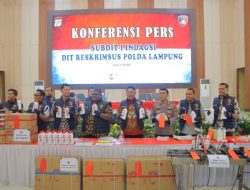 Polda Lampung Berhasil Ungkap Peredaran Oli Palsu Dengan Menggunakan Merk PT Astra Honda Motor