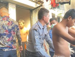 Cegah Gangguan Kamtib, Rutan Kelas IIB Krui Gelar Razia Insidentil Kamar Hunian Blok Hunian Warga Binaan