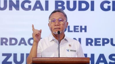 Mendag Zulkifli Hasan Bersama Pj Gubernur Lampung Lepas Ekspor Olahan Kelapa PT. Sari Segar Husada ke Sejumlah Negara