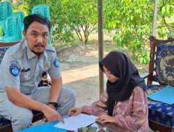 Jasa Raharja Serahkan Santunan Kepada Ahli Waris Korban Kecelakaan di Menggala