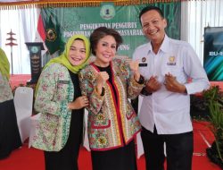 Karutan Fajar Ferdinan Beserta Ketua DWP Rutan Krui Ikuti Acara Pengukuhan Pengurus PIPAS Daerah Lampung