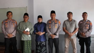Ajak Ulama Jaga Kondusifitas, Kapolresta Bandar Lampung Kunjungi Pondok Pesantren Bustanul Falah