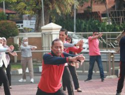 Awali Aktifitas Kerja Dengan Penuh Semangat, Jajaran Kanwil Kemenkumham Lampung Lakukan Senam Pagi Bersama