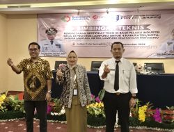 Kepala Dinas Perindag Provinsi Lampung Membuka Sosialisasi Pendaftaran SIINas dan TKDN IK  Bagi UMKM Kab/Kota