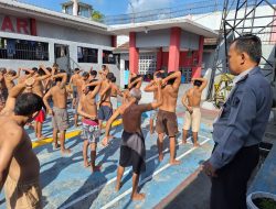 Rutinitas Sehat Pagi Hari, Warga Binaan Rutan Kelas IIB Krui Ikuti Senam Bersama