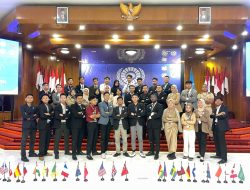 Dua Mahasiswi Duta Kampus SDGs UBL Berpartisipasi dalam Global Model United Nations SDGs Youth Conference 2024