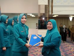 Maidawati Retnoningsih Samsudin Kukuhkan Penjabat Sementara Ketua TP PKK Lamtim, Lamteng, Bandarlampung dan Metro serta Serahkan Surat Pelaksana Tugas TP PKK Lamsel