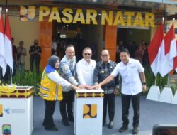 Pj. Gubernur Lampung Dampingi  Menko Bidang Pangan Resmikan Pasar Natar, Dorong Penguatan Ekonomi Lokal