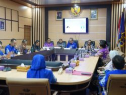 Prodi S-1 Pendidikan Ekonomi Unila Terima Visitasi Akreditasi LAMDik