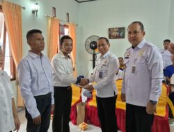 Kadivpas Kanwil Kemenkumham Lampung Berikan Remisi Khusus Natal Kepada 67 Warga Binaan