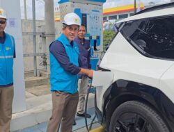 Pastikan Kesiapan Siaga Nataru, PLN cek SPKLU di Jalur Mudik Sumatera Selatan dan Lampung